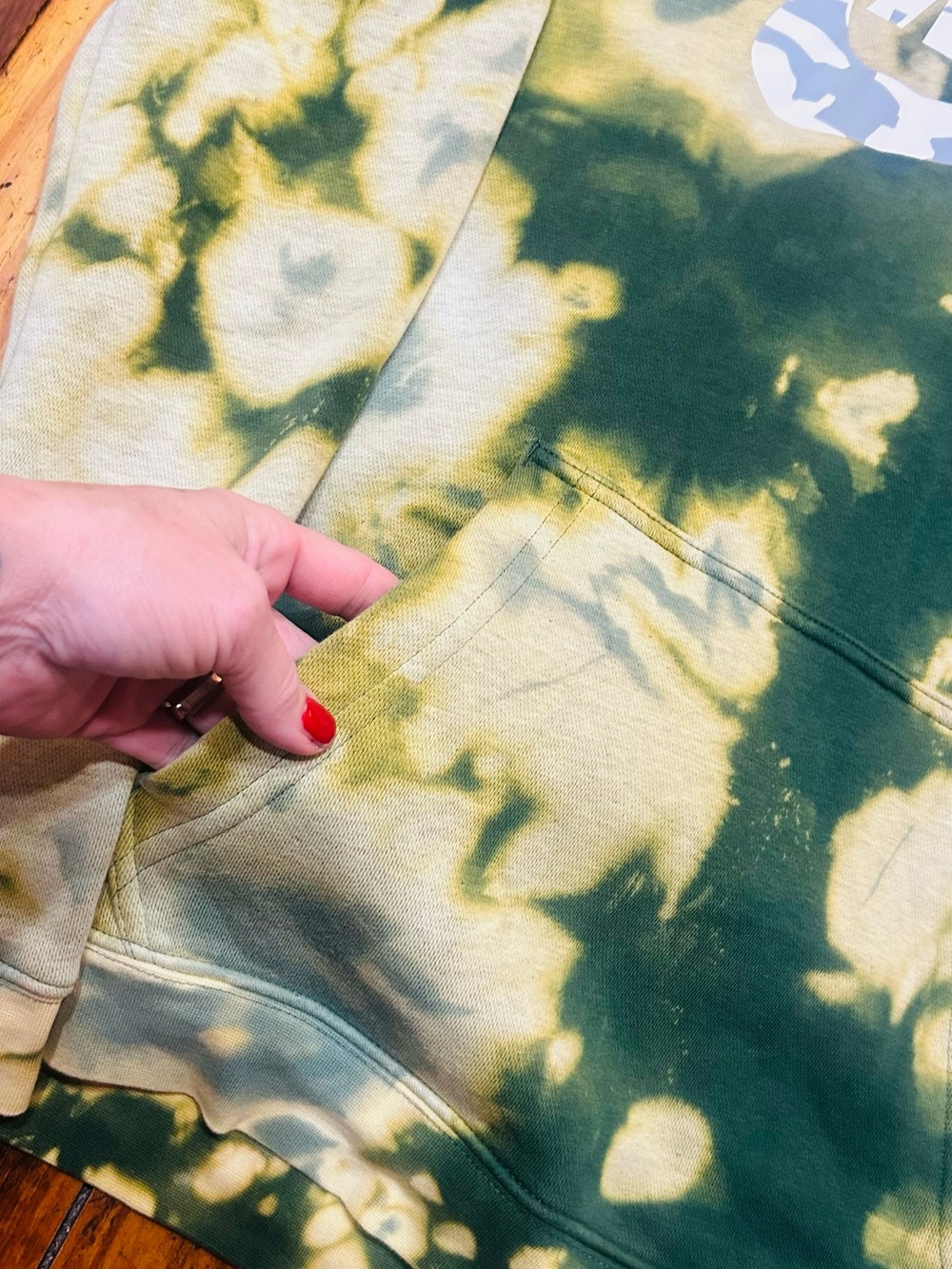 Sweater Subcategory Identification - Picture 5 of 5